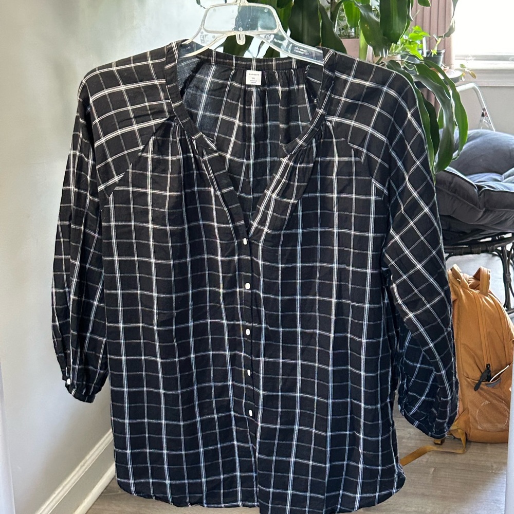 Black XL top old navy long sleeve